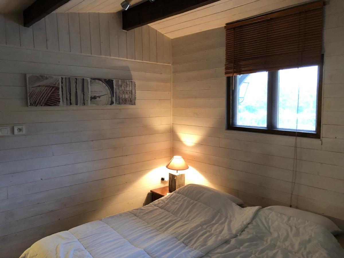 Le Bon Chemin Studio Stockholm Sainte-Nathalène Extérieur photo