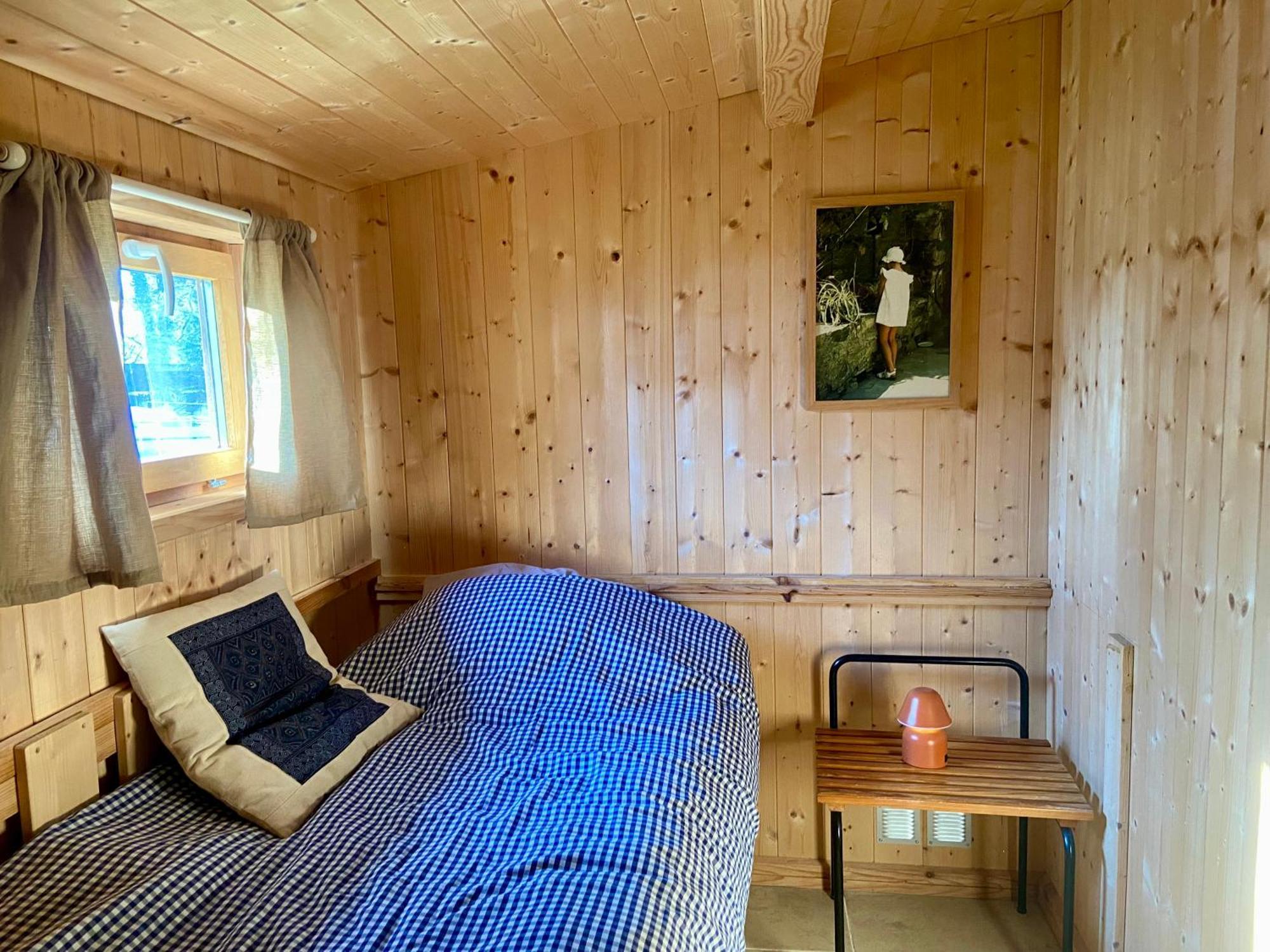 Le Bon Chemin Studio Stockholm Sainte-Nathalène Extérieur photo